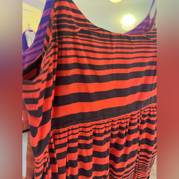 EUC Red/Navy Stripe Maxi Dress - Picture 5 of 7